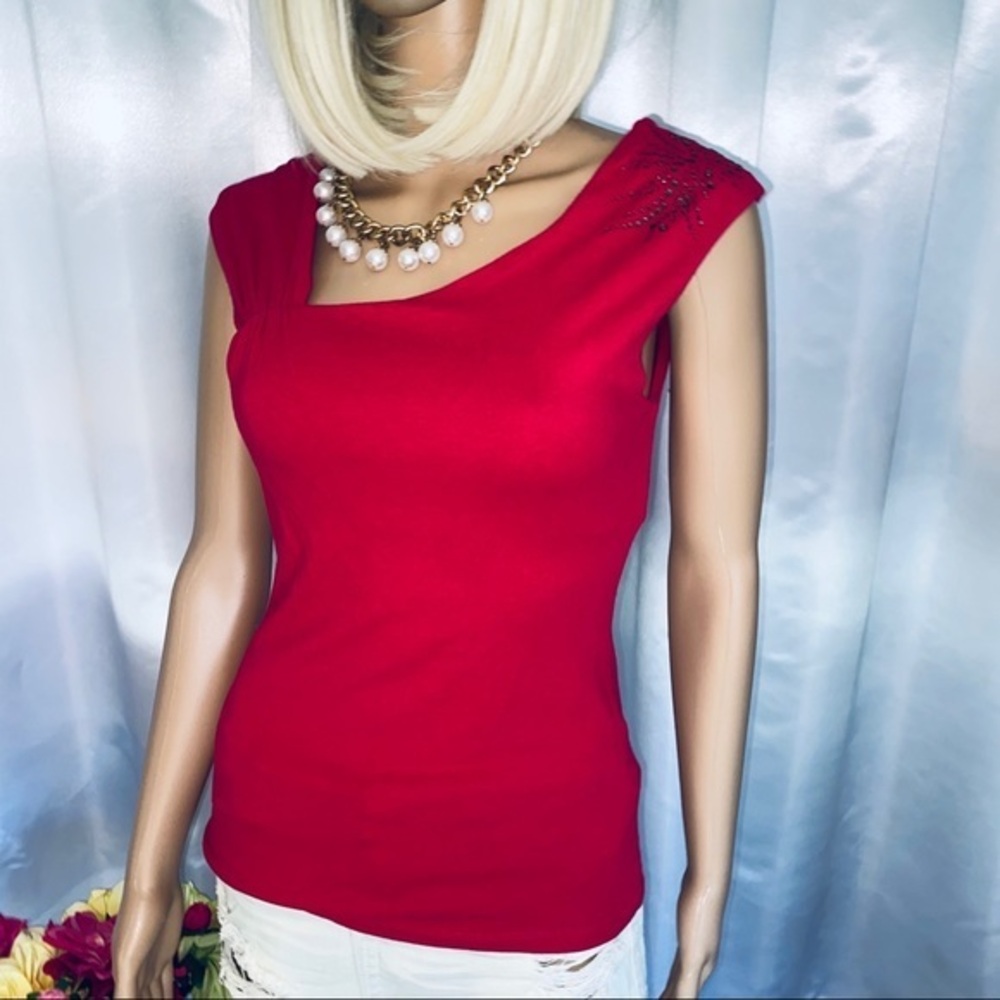 Express bling shoulder detail